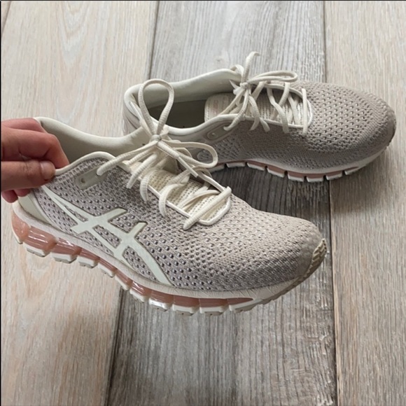 ASICS gels - Picture 4 of 7